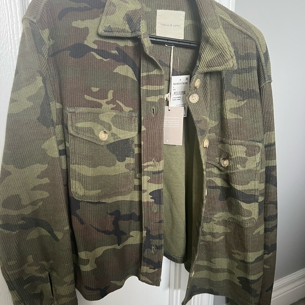 Camo Button-Up Shacket - Picture 5 of 7